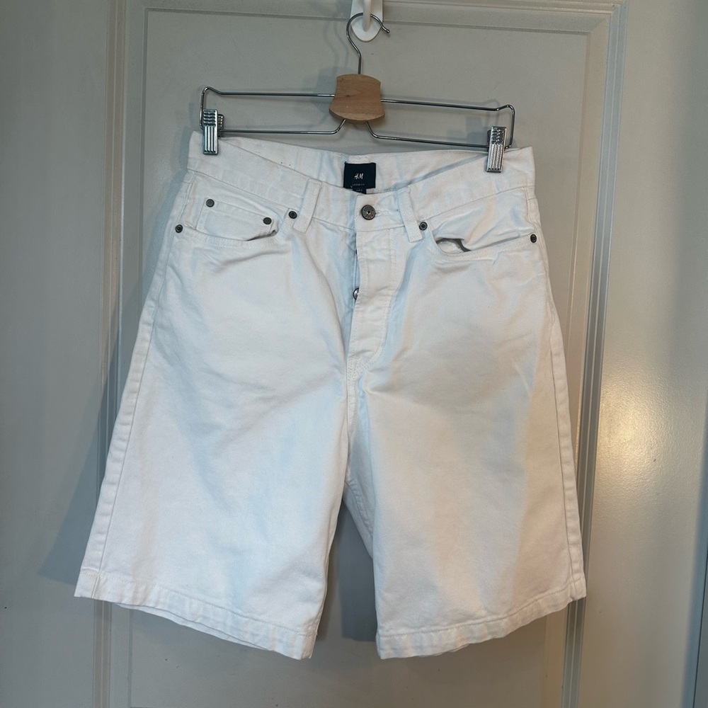 H&M Loose Fit Cotton White Button Fly Bermuda Jorts Shorts, 31